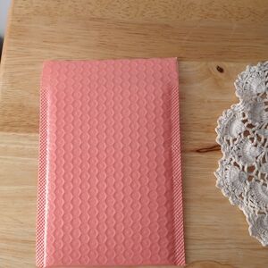 Pink Bubble Mailers (10)